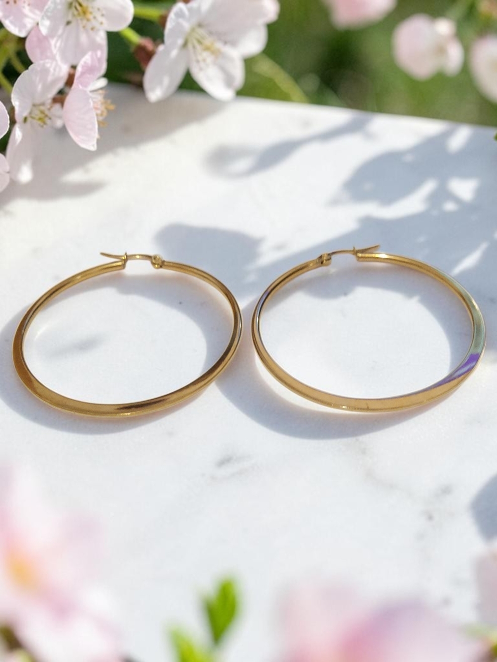 10 / $10 Classic Gold Hoop Earrings - Women Jewelry